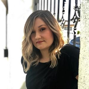 Meet your Posher, Alyssa